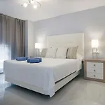 La Maestranza By Interhome * マルベーリャ
